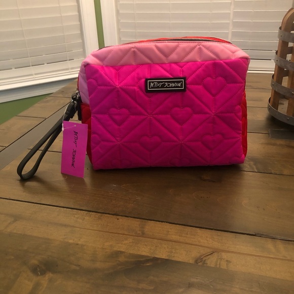 Betsey Johnson Travel Bag - Picture 7 of 16